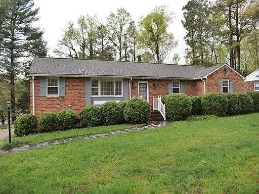 2nd image of 2300 Woodmont Dr