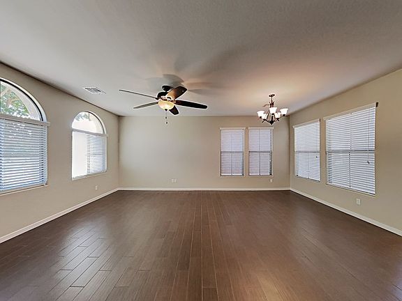 5th image of 2703 S Valle Verde