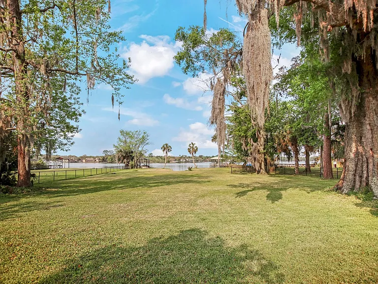 Ortega Forest Dr — Photo 39