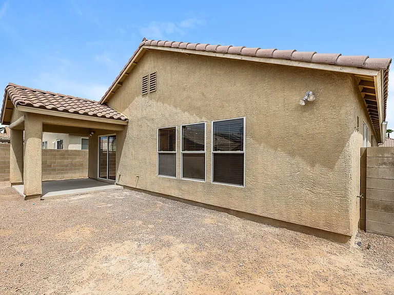 3433 Palatine Hills Ave — Photo 16