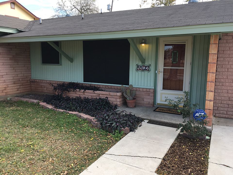 1st image of 4402 Moana Dr
