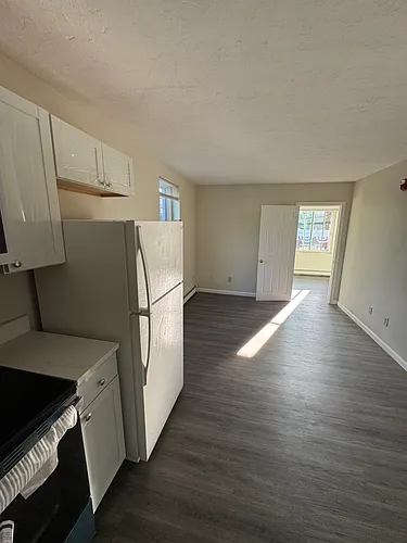 79 Summer St Photo 1