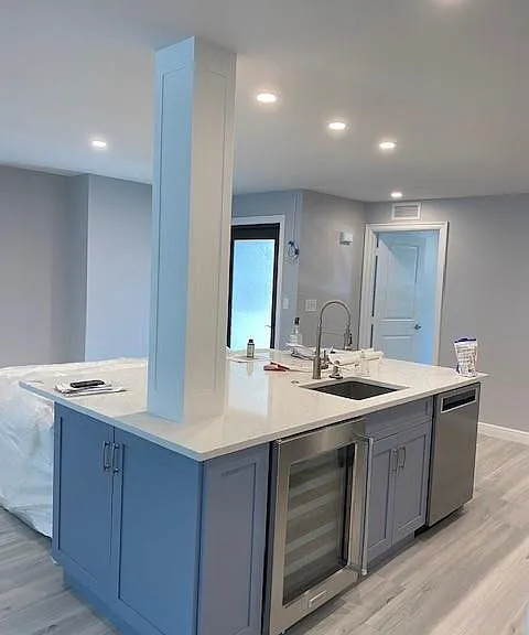 1556 S Ocean Ln #103 — Photo 1