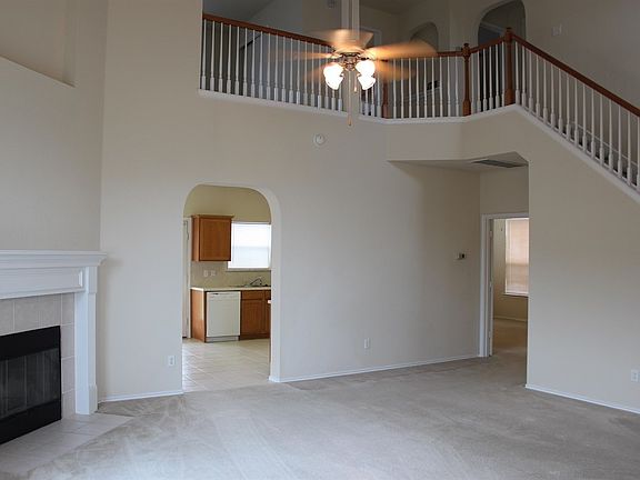 5th image of 4906 Golden Gate Dr