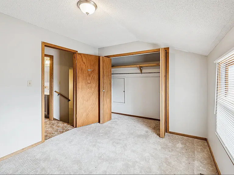 220 B St — Photo 28