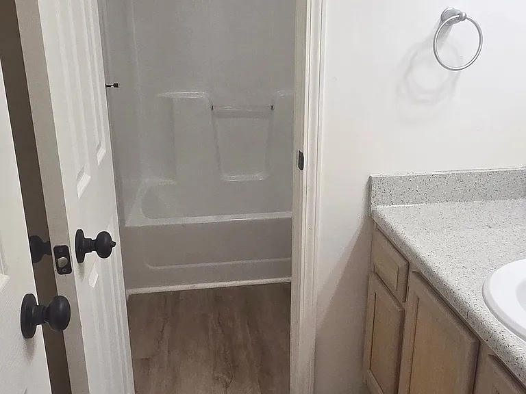 3312 N Virginia Ave — Photo 13