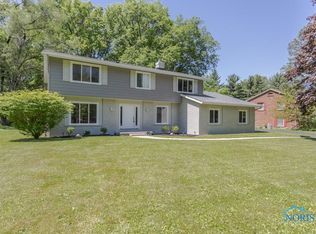 1460 Creekwood Ln, Toledo, OH 43614
