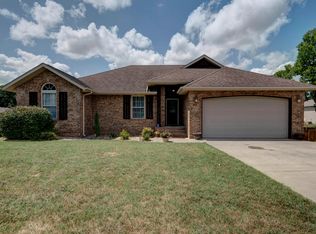 2401 S 12th St, Ozark, MO 65721
