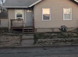421 Baker St, Salina, KS 67401