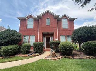 9102 Memorial Hills Dr, Spring, TX 77379