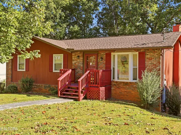 1324 Iroquois St, Knoxville, TN 37915