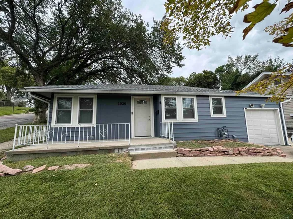 2020 McDonald St, Sioux City, IA 51104