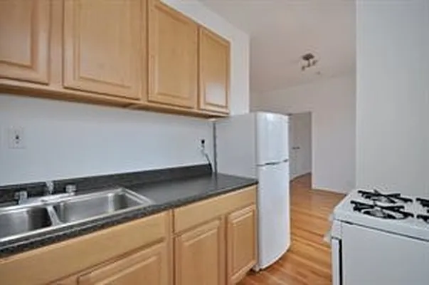 Rented by Douglas Elliman | media 6