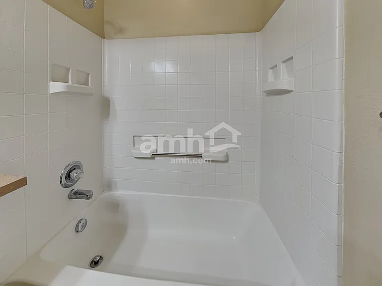 469 Hayloft Way — Photo 14