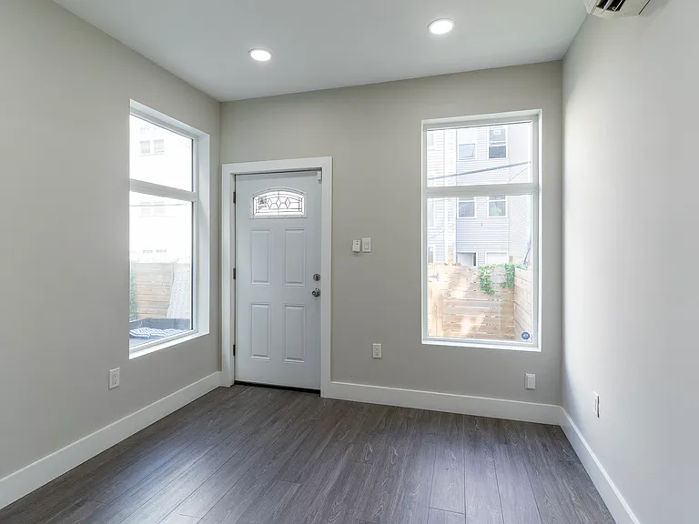 1733 Ingersoll St #A — Photo 28