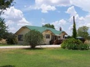 8460 Boenig Rd, Seguin, TX 78155