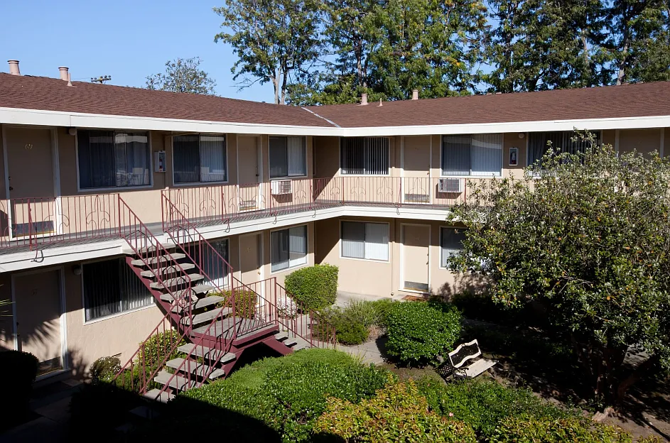 Park Regent Apartments