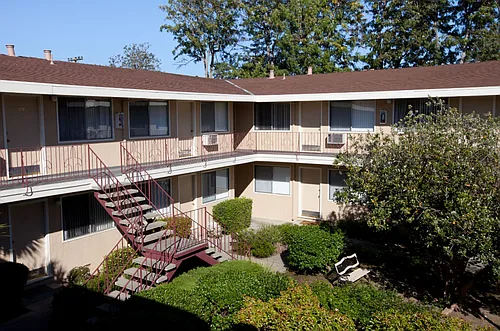 Park Regent Apartments Photo 1