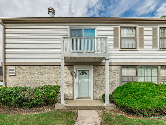 3rd image of 2101 N Ginger Creek Dr #15D