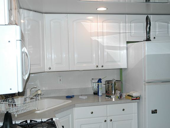 4th image of 8806 199th St