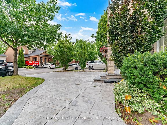 4th image of 45 Skylark Dr
