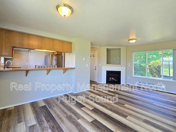 4th image of 16835 167th Ave SE