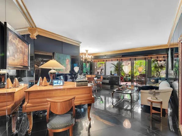 58 West 58th Street image 6 of 24