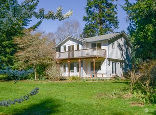 3041 Mabana Heights Rd, Camano Island, WA 98282