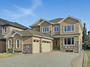 5169 Mullen Rd NW, Edmonton, AB T6R 0R2