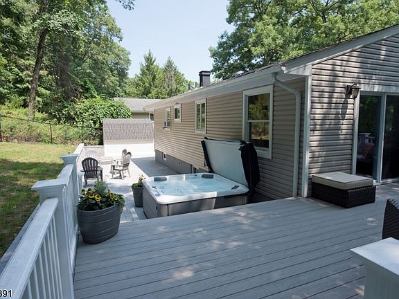 5th image of 336 Conklintown Rd