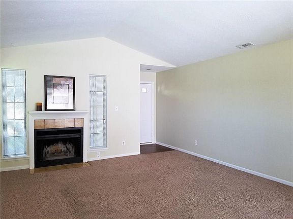 3rd image of 4126 Gamay Ln