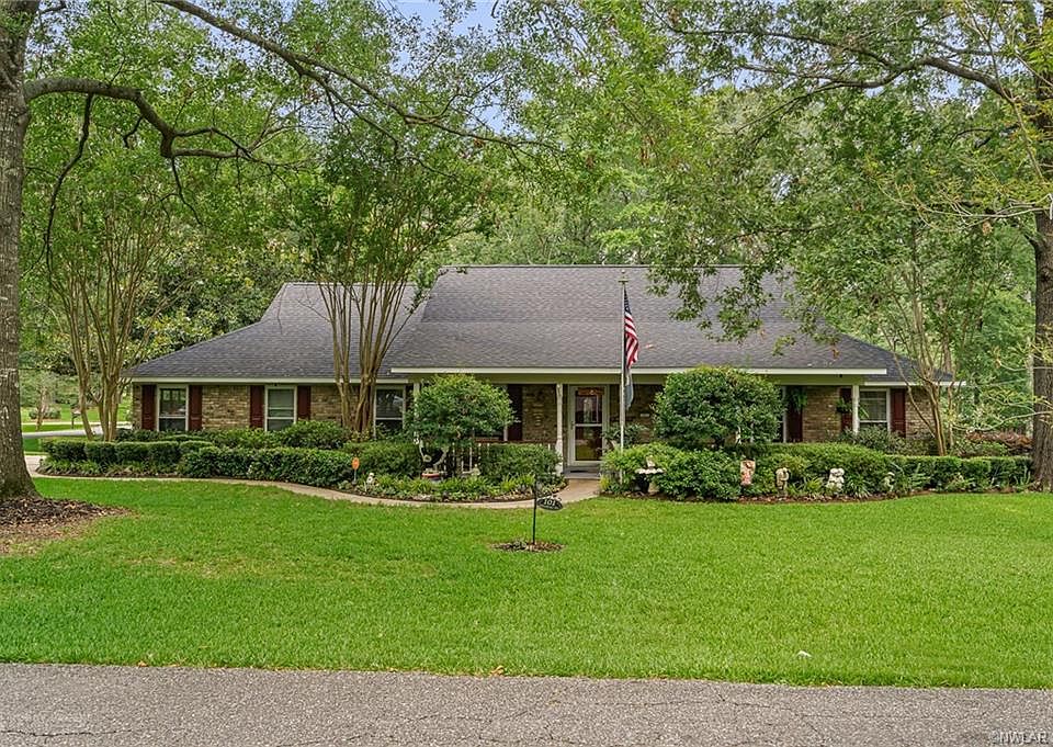 1st image of 101 Woodcrest Dr
