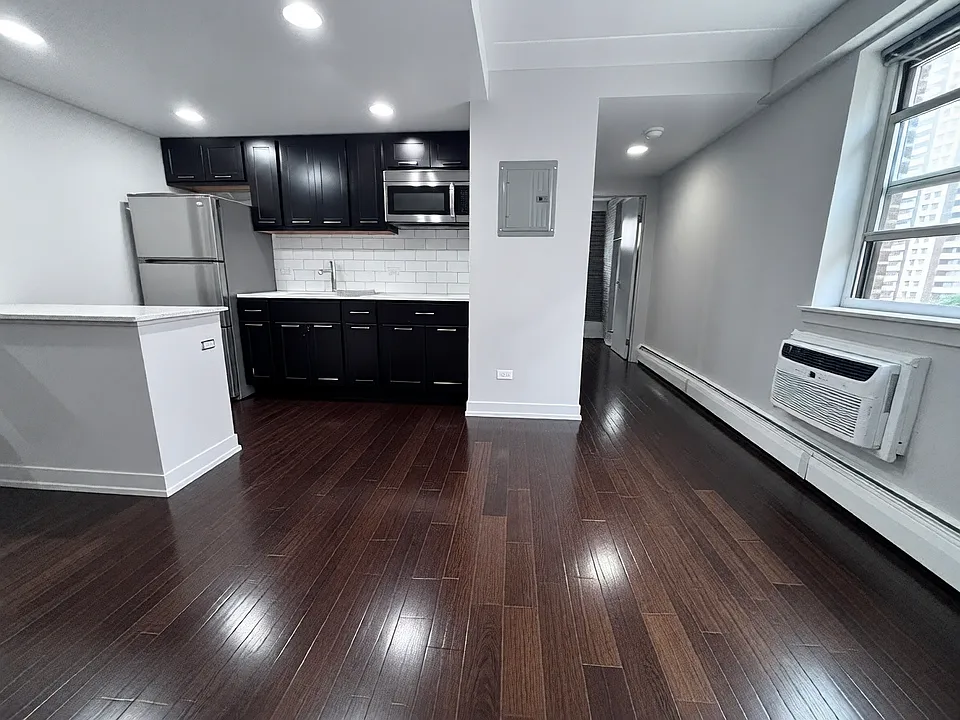 6119.5 N Kenmore Ave #508