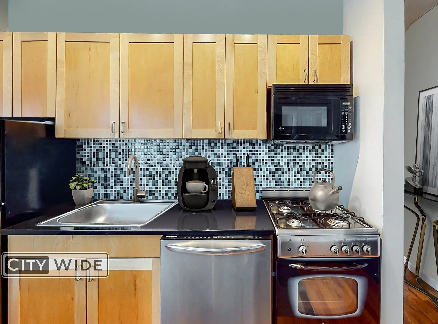 346 East 76th Street — Photo 2