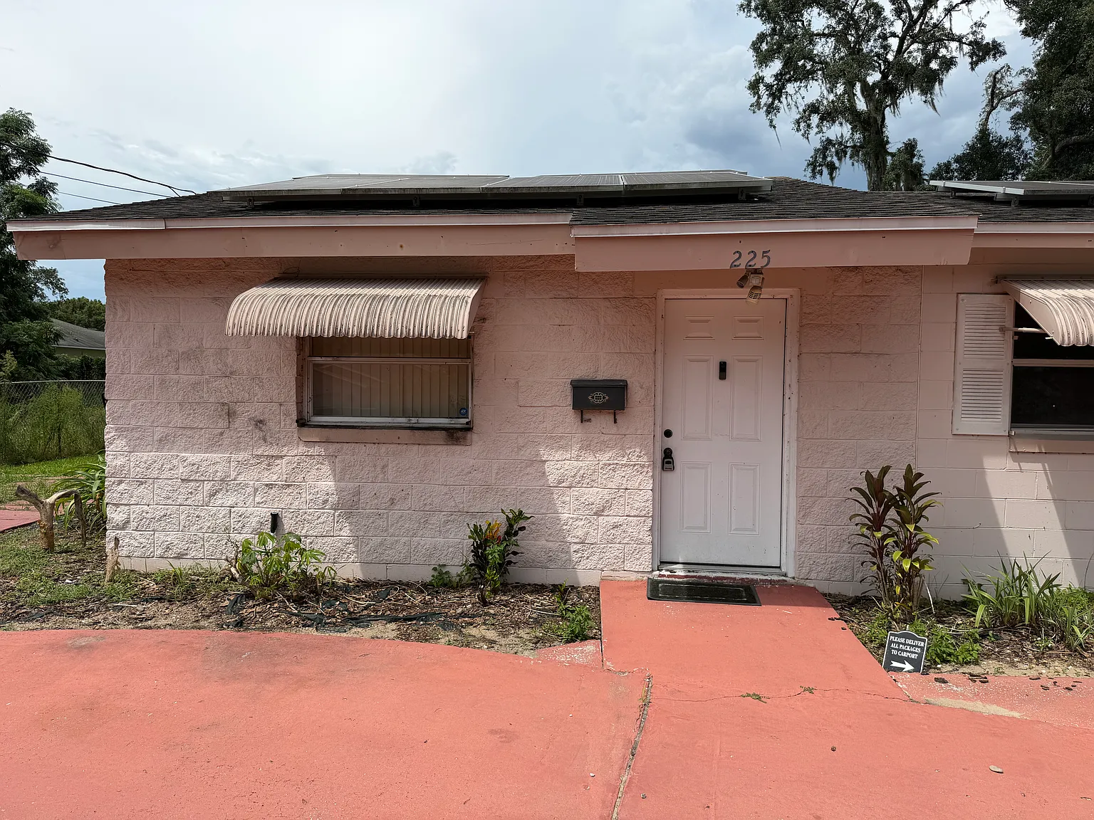 Studio, 389 sqft, $1,200 — Photo 1