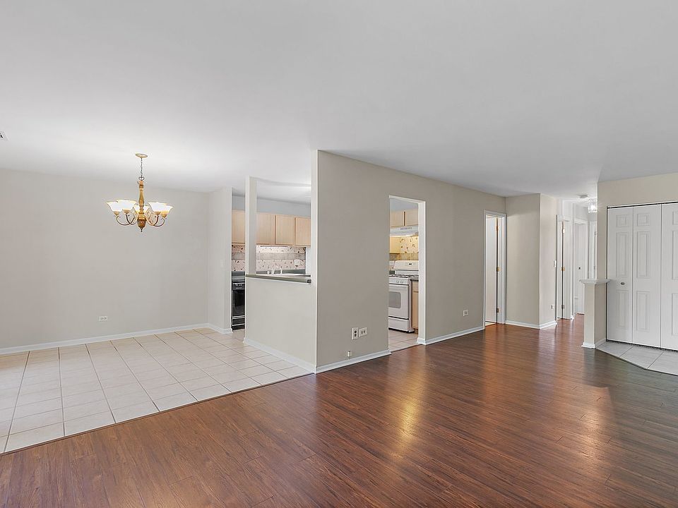 860 Yosemite Trl APT B, Roselle, IL 60172 MLS 11898132 Zillow