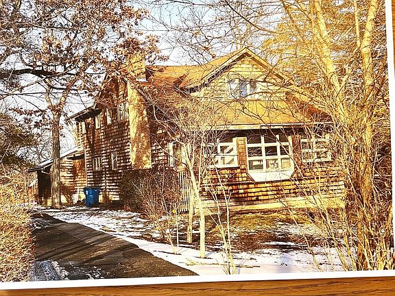 4th image of 8506 W 122nd Pl
