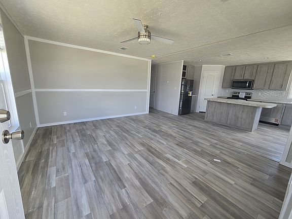 3rd image of 141 Goldwater Dr #444