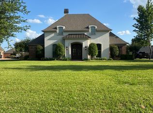 108 Colonel Burt Dr, Benton, LA 71006