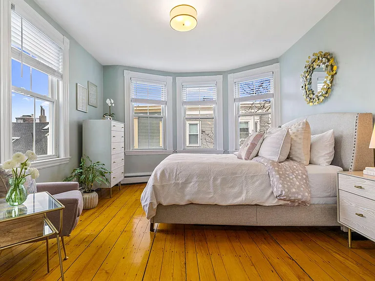 25 Pleasant St #3 — Photo 14