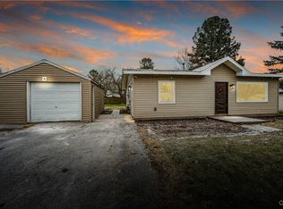 414 Woodburne Dr, Utica, NY 13502