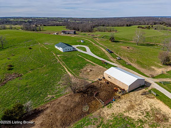 5th image of 1922 Hickory Corner Rd