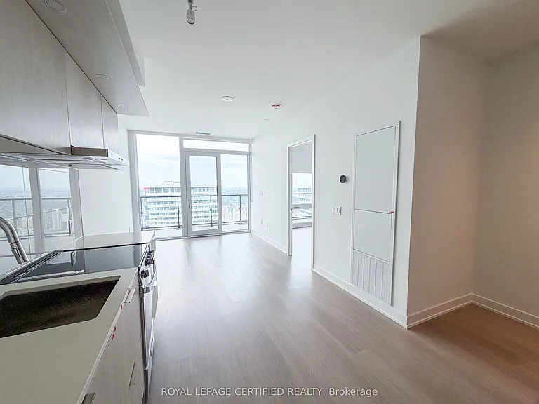 448 Burnhamthorpe Rd W #6407 — Photo 11
