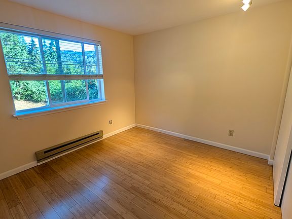 4th image of 4316 W Lake Sammamish Pkwy SE #H302