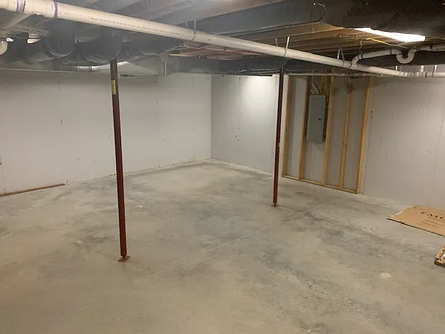 2603 S Moffet Ave — Photo 10