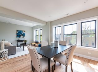 2457 N Campbell Ave, Chicago, IL 60647
