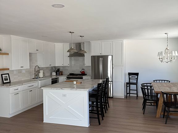 2nd image of 7319 Cuvier St #B