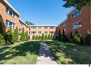 6521 N Seeley Ave #2S, Chicago, IL 60645