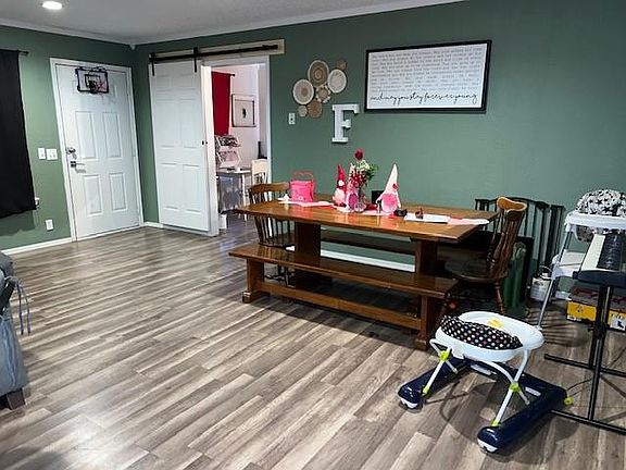 5th image of 109 N Randlett St