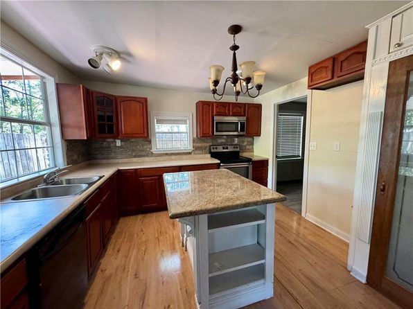 432 Norton Ave, Saraland, AL 36571